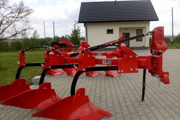 Ogłoszenie rolnicze: Pług resorowy