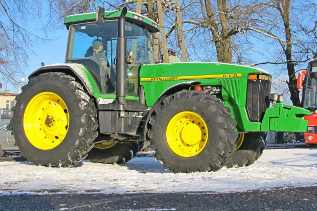 Ogłoszenie rolnicze: JOHN DEERE 8300 - 1997 ROK
