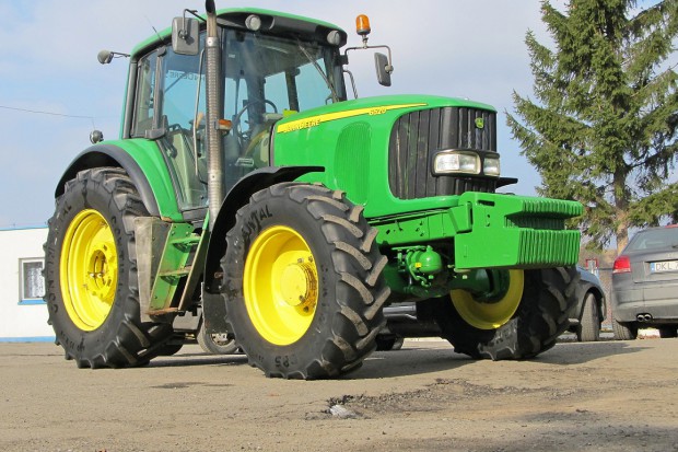 Ogłoszenie rolnicze: JOHN DEERE 6520 PREMIUM - POWER QUAD - 2005 ROK