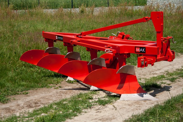 Ogłoszenie rolnicze: Pług zagonowy MAK40 U128/3ZWs ! Transport gratis!! Okazja!
