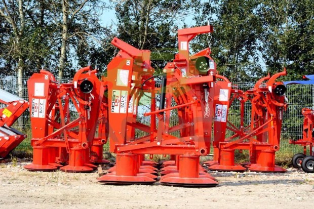 Ogłoszenie rolnicze: KOSIARKA ROTACYJNA 1.35 1.65 1.85 PLANDEKA BLACHA