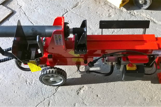 Ogłoszenie rolnicze: Łuparka hydrauliczna pozioma ŁHE 8T-52 230V + Klin