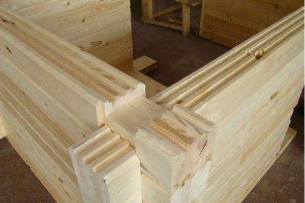 Ogłoszenie rolnicze: Deska parkietowa od producenta. Lamele z orzecha wloskiego, dab