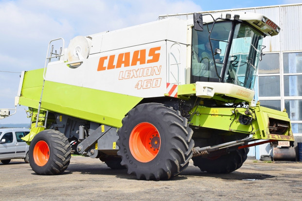 Ogłoszenie rolnicze: CLAAS LEXION 460 - V600 - 2000 ROK