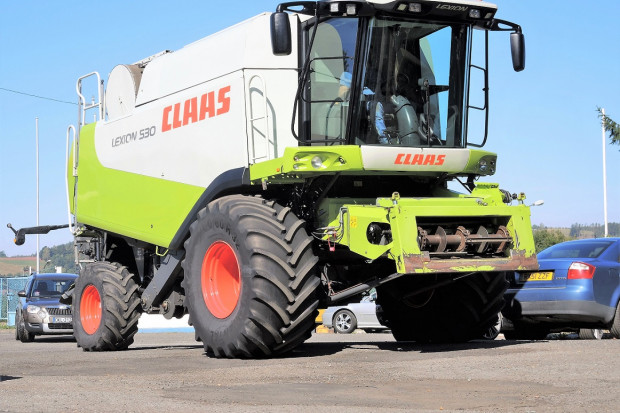 Ogłoszenie rolnicze: CLAAS LEXION 530 - 4X4 - 2010 ROK