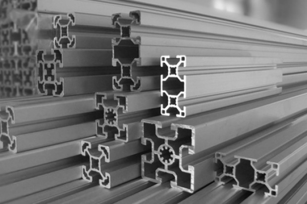 Ogłoszenie rolnicze: Ukraina. Export-import stali, artykulow metalowych, wyrobow hutniczych