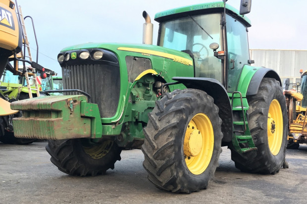 Ogłoszenie rolnicze: JOHN DEERE 8220 POWERSHIFT - 2005 ROK