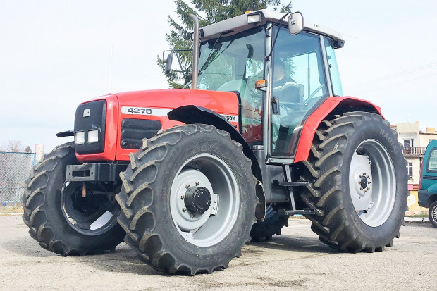 Ogłoszenie rolnicze: MASSEY FERGUSON 4270 - 110 KM