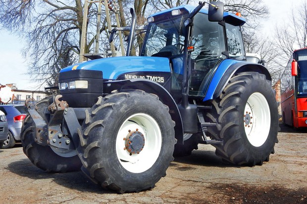Ogłoszenie rolnicze: NEW HOLLAND TM 135 - 2002 ROK