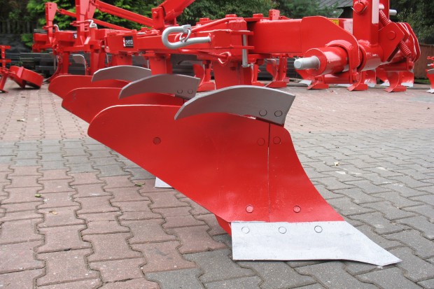 Ogłoszenie rolnicze: Pług zagonowy MAK30 U128/3W ! Transport gratis!! Okazja!