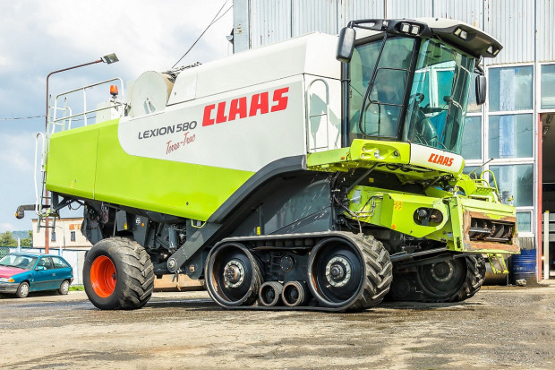 Ogłoszenie rolnicze: CLAAS LEXION 580 TT - MERCEDES 652 KM - 2006 + CORN POWER 8-70 CM - 2012