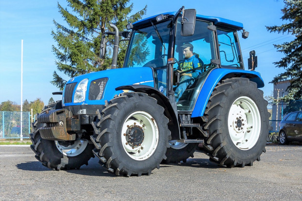 Ogłoszenie rolnicze: NEW HOLLAND TL 100A - 2007 ROK
