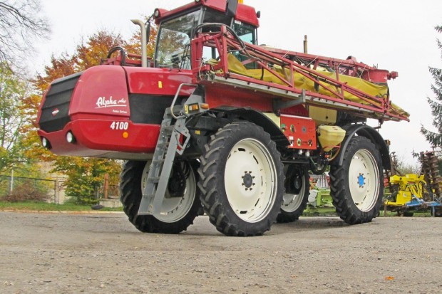 Ogłoszenie rolnicze: OPRYSKIWACZ HARDI 4100 TWIN FORCE - 40 KM/H - 27 M - 2006 ROK